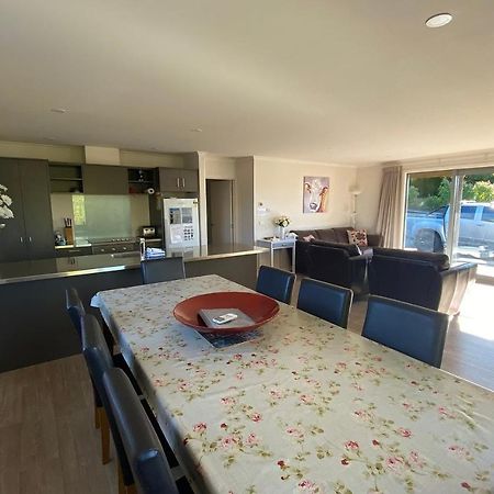 Ribbonwood Cottage Lake Tekapo Bagian luar foto