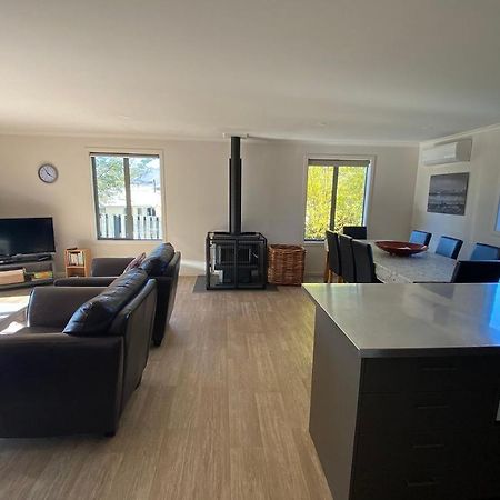 Ribbonwood Cottage Lake Tekapo Bagian luar foto